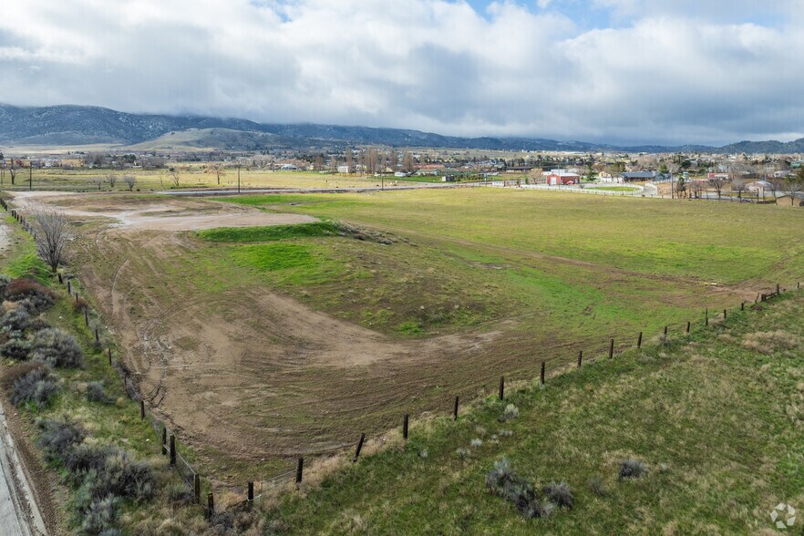 More Photos Of 21501 Tucker Rd, Tehachapi Land For Sale