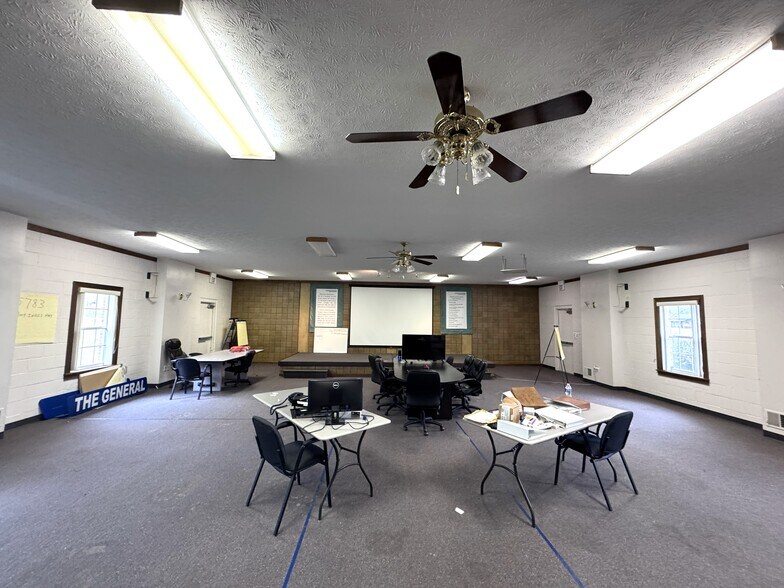 More Photos Of 5783 Mary Ingles Hwy, Melbourne Office For Sale