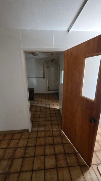 More Photos Of 7102 N Armenia Ave, Tampa Flex For Lease