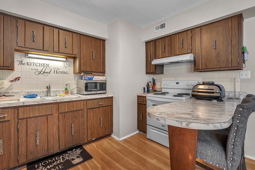 More Photos Of 9201 Kennedy Ave, Highland Apartments For Sale