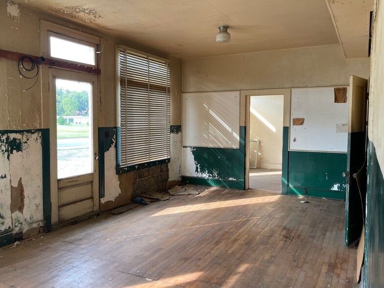 More Photos Of 12347 James Madison Hwy, Orange Flex For Sale
