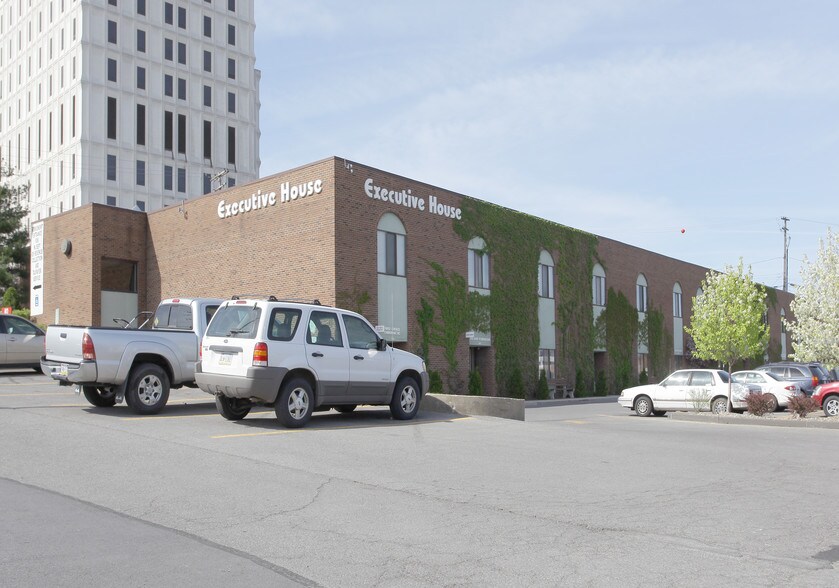 Primary Photo Of 615 Howard Ave, Altoona Medical For Lease