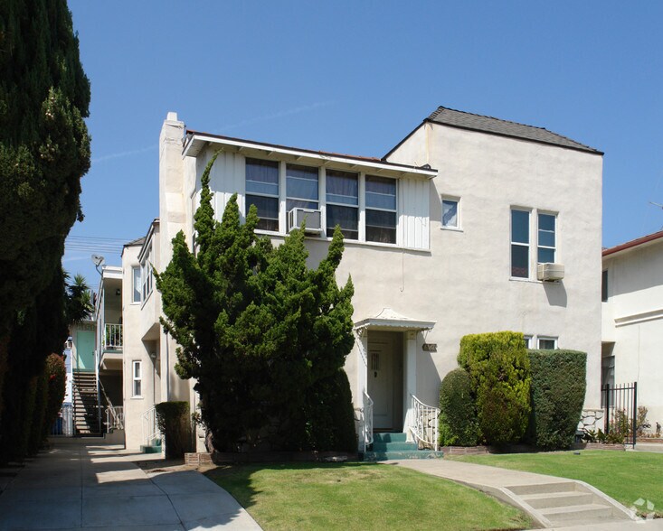 More Photos Of 6147 Alcott St, Los Angeles Apartments For Sale