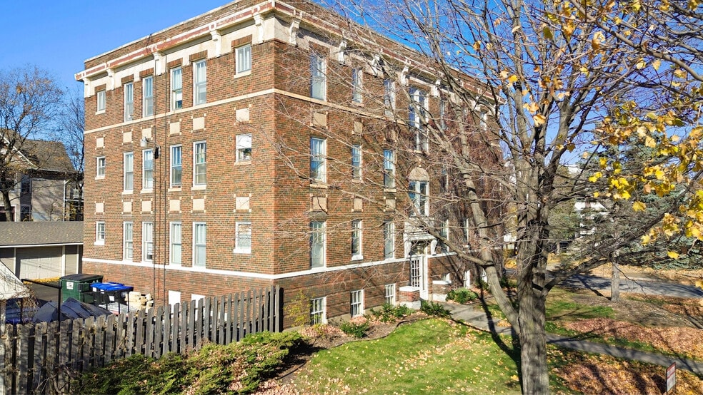 More Photos Of 195 Lexington Pky N, Saint Paul Apartments For Sale