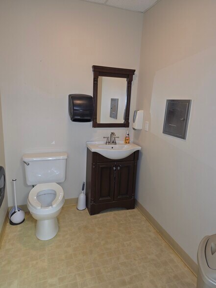 More Photos Of 380 Merrimack St, Methuen Medical For Sale