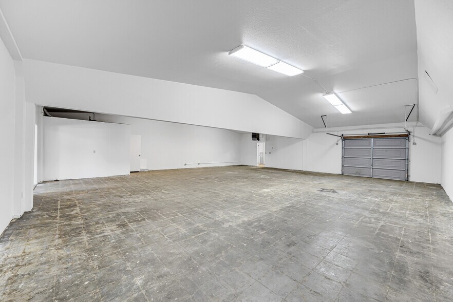 More Photos Of 20736 Longeway Rd, Sonora General Retail For Lease