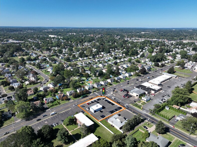 More Photos Of 305 E County Line Rd, Hatboro Auto Dealership For Sale