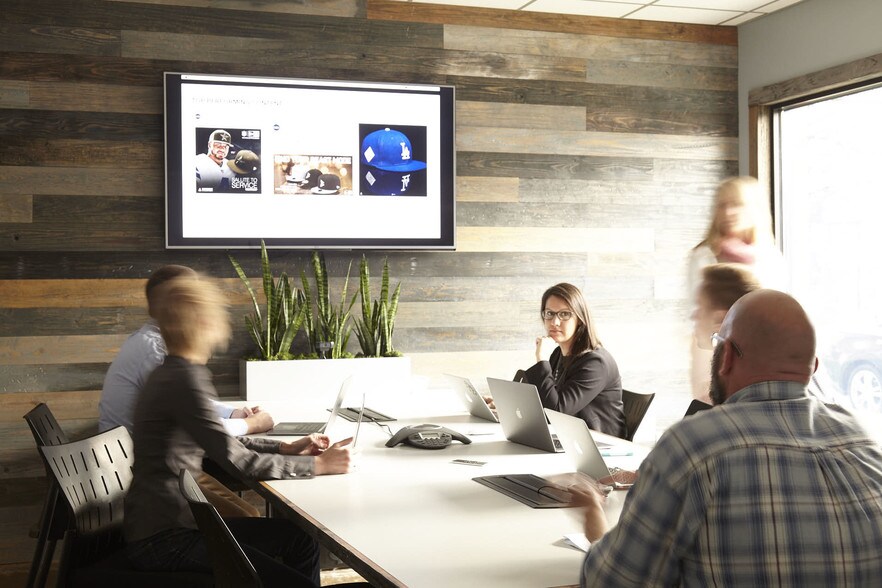 More Photos Of 660 Virginia Ave, Indianapolis Light Distribution For Sale