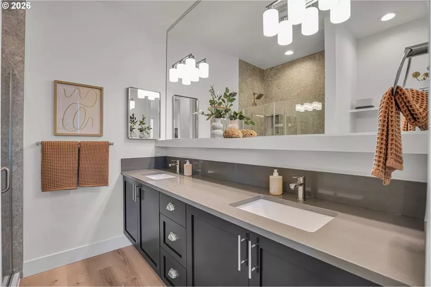 More Photos Of 8426 E Burnside St, Portland Apartments For Sale