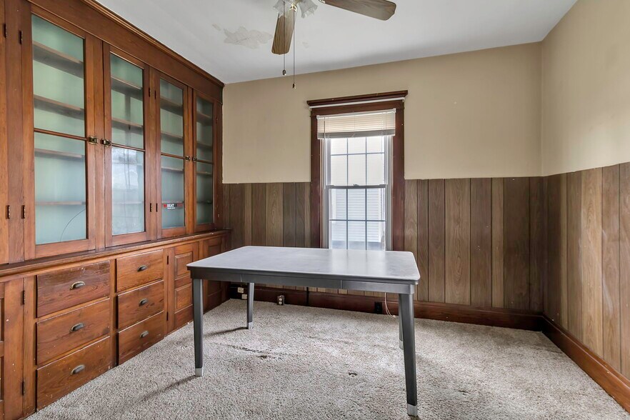 More Photos Of 646 Cayuga Dr, Niagara Falls Religious Facility For Sale