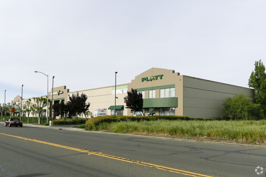More Photos Of 455 Lopes Rd, Fairfield Warehouse For Lease
