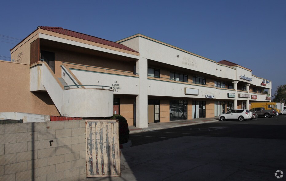 More Photos Of 508-514 S Smith Ave, Corona Unknown For Lease