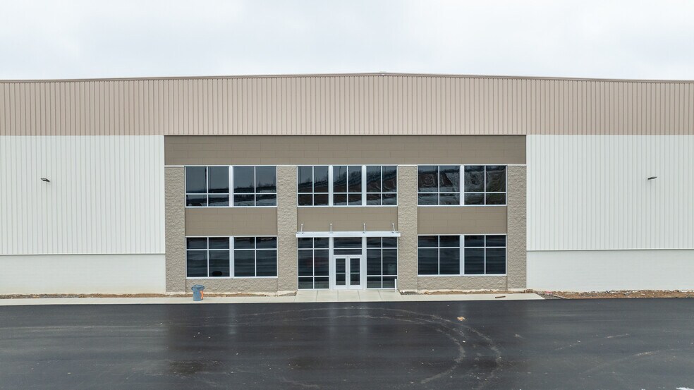 More Photos Of 620 Oak Ridge Rd, Hazle Township Warehouse For Lease