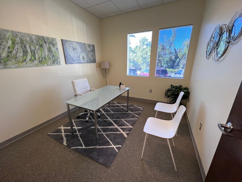 More Photos Of 25074 Olympia Ave, Punta Gorda Medical For Lease
