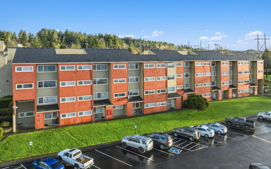 More Photos Of 1400 W Marine Dr, Astoria Apartments For Sale