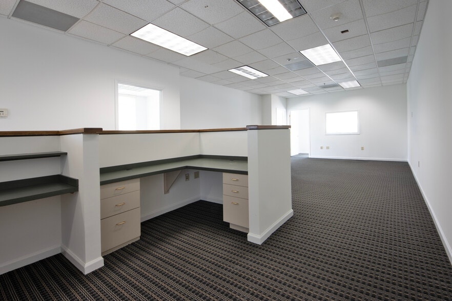 More Photos Of 888 E Las Olas Blvd, Fort Lauderdale Office For Lease