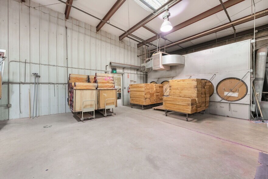 More Photos Of 480 Pat Ave, Overton Industrial For Sale