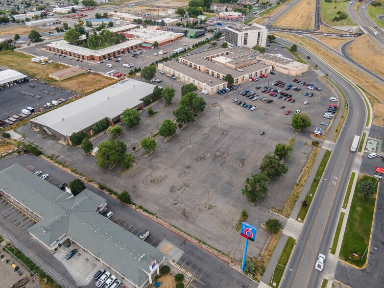 More Photos Of 5500 Midland Rd, Billings Lodge Meeting Hall For Lease