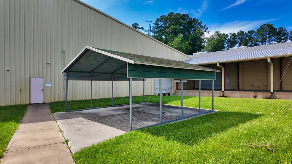 More Photos Of 11763 N Us-319, Thomasville Manufacturing For Sale