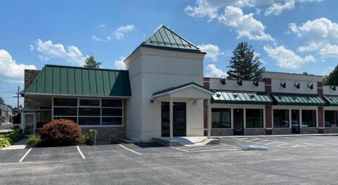 More Photos Of 312 N Queen St, Littlestown Freestanding For Lease