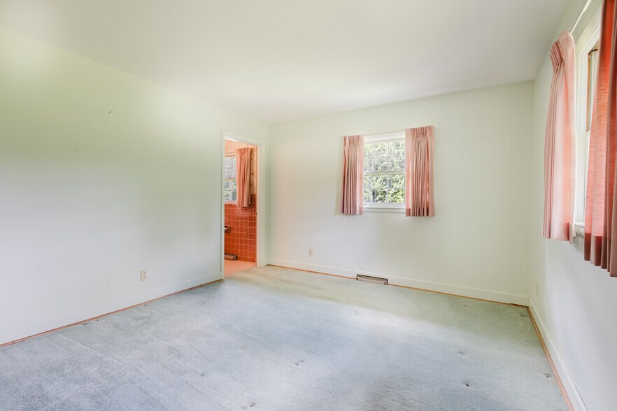 More Photos Of 3025 Breckenwood Dr, Lexington Multifamily For Sale