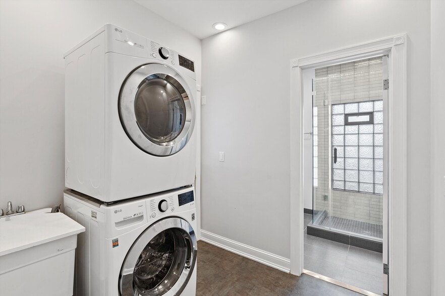 More Photos Of 124 W North Ave, Milwaukee Daycare Center For Sale