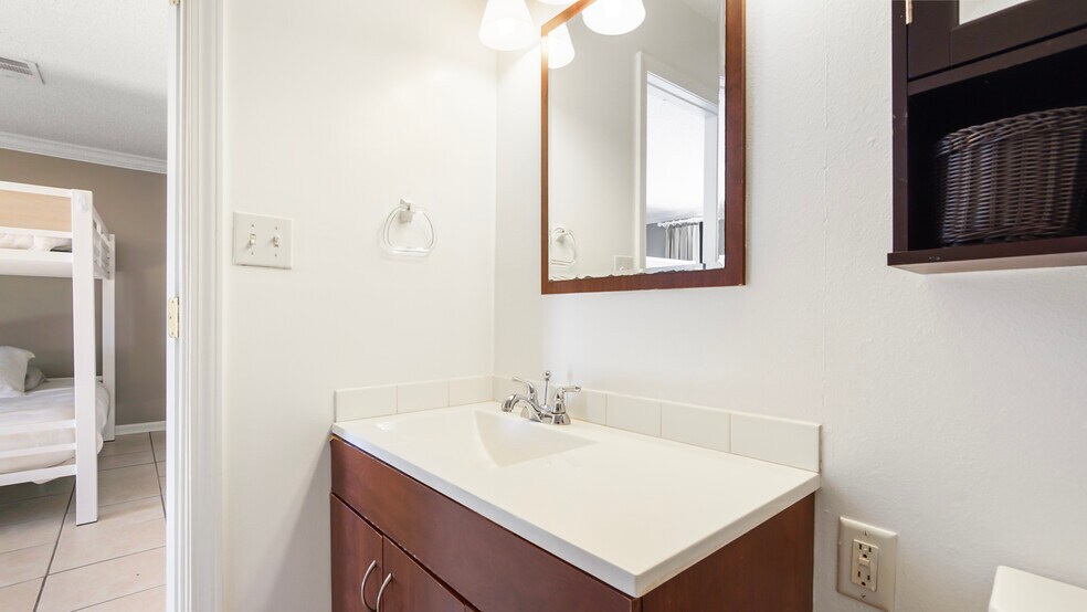 More Photos Of 1656 Scenic Gulf Dr, Destin Apartments For Sale