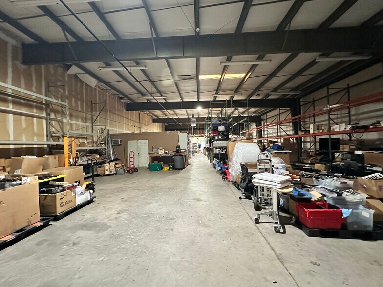 More Photos Of 1385 Weber Industrial Dr, Cumming Distribution For Lease