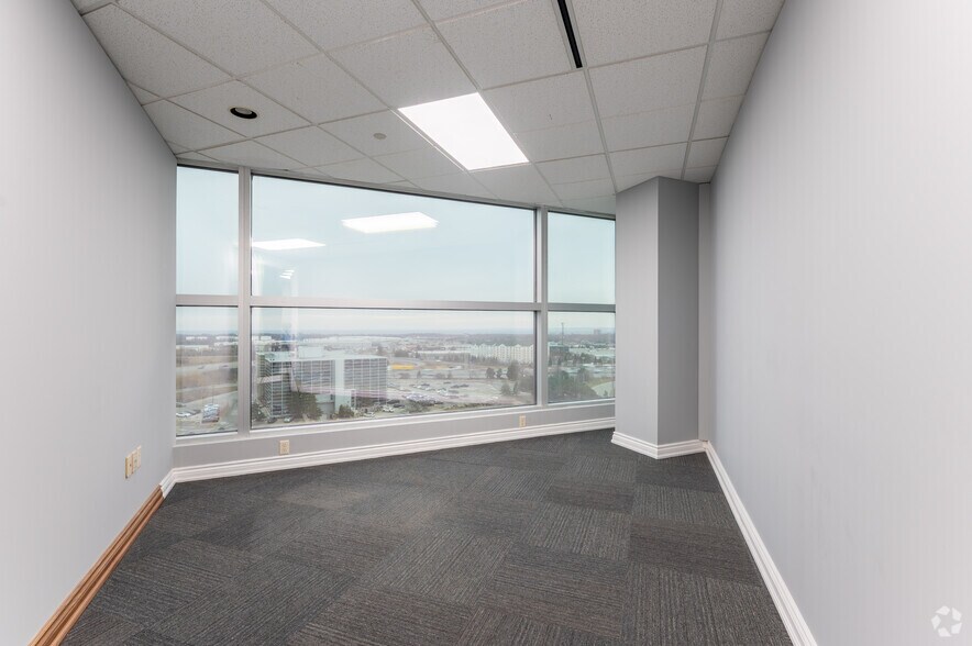 More Photos Of 5500 N Service Rd, Burlington Office For Lease