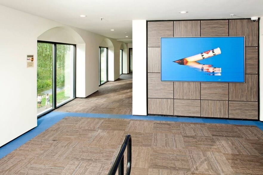 More Photos Of 32-34 Main Street Ext, Plymouth Office For Lease