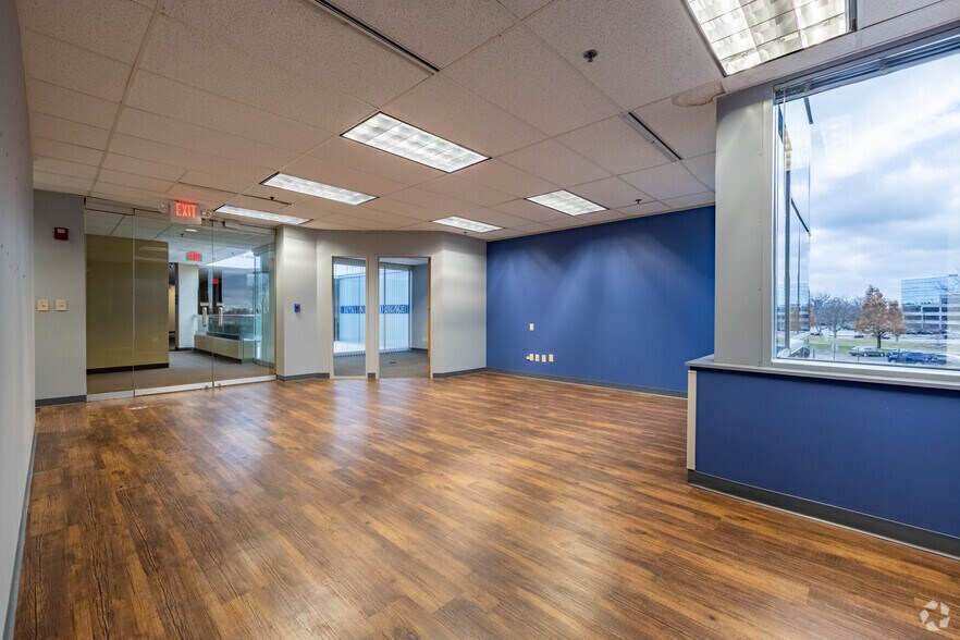 More Photos Of 4770 Duke Dr, Mason Office For Lease