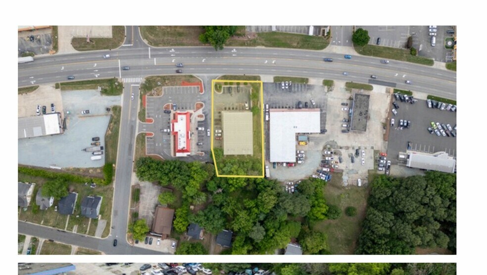 More Photos Of 322 S Madison Blvd, Roxboro General Retail For Sale