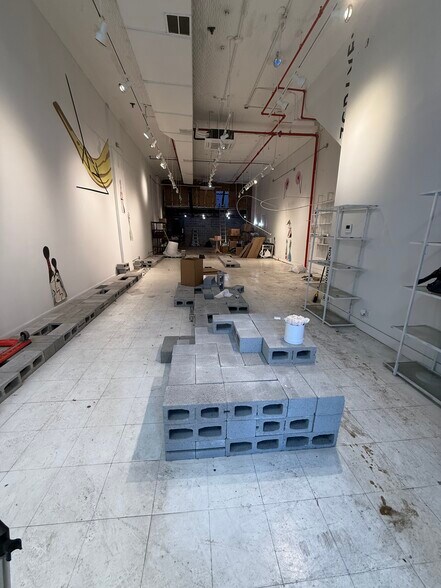 More Photos Of 343 Canal St, New York Office For Lease