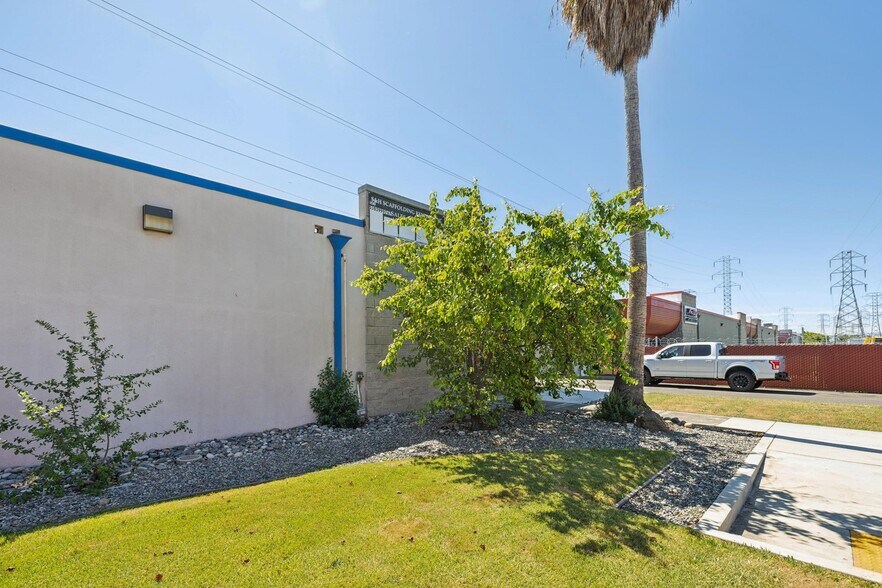 More Photos Of 5560 Boscell Common, Fremont Warehouse For Sale