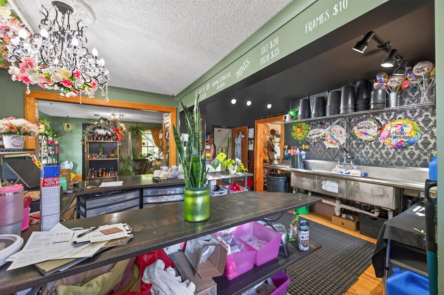 More Photos Of 418 Bench St, Taylors Falls Freestanding For Sale