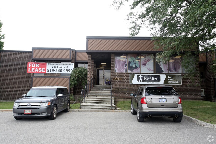 More Photos Of 2445 Eagle St N, Cambridge Office For Lease