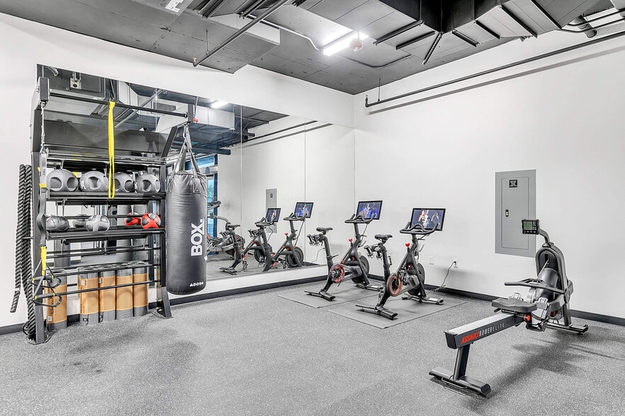 More Photos Of 3768 E Colorado Blvd, Pasadena Apartments For Lease