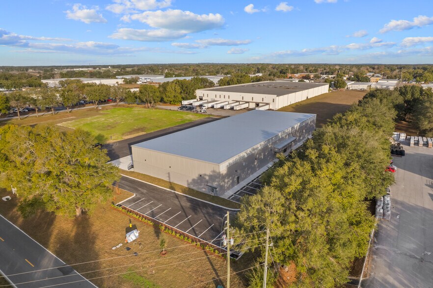 More Photos Of 5435 SW 6th Pl, Ocala Warehouse For Lease