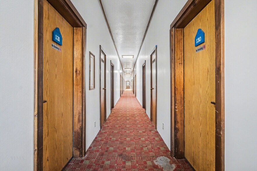 More Photos Of 386 E 300 S, Kanab Hotel For Sale