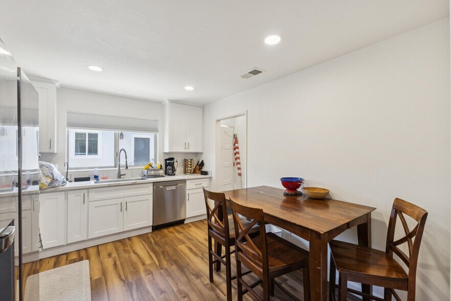 More Photos Of 3851 Vineyard Ave, Pleasanton Multifamily For Sale