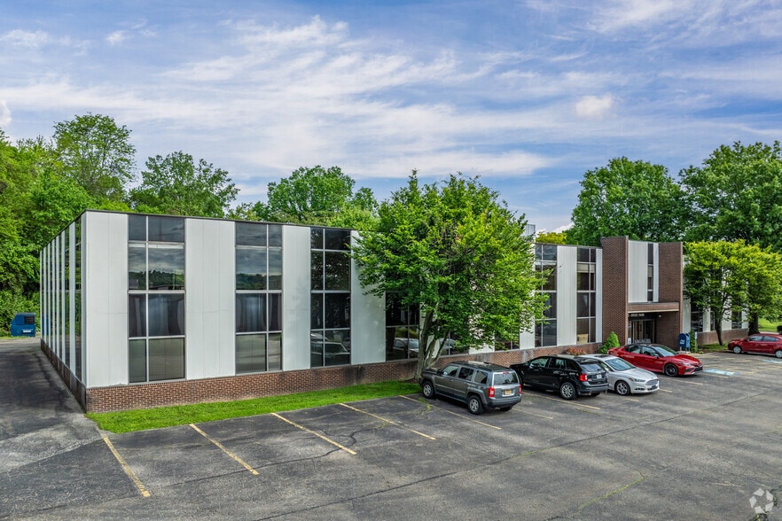 More Photos Of 600 N Bell Ave, Carnegie Unknown For Lease