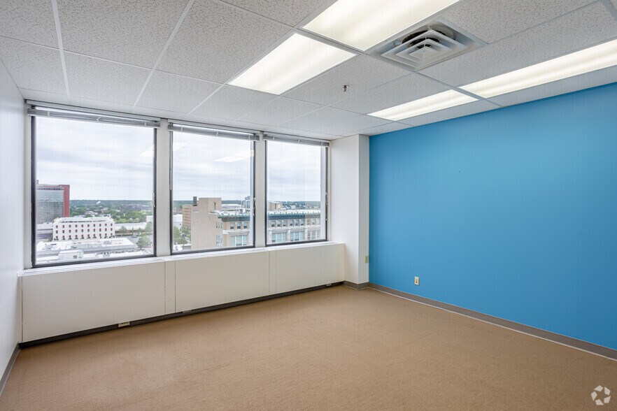 Photo of 9th Floor Ste 950