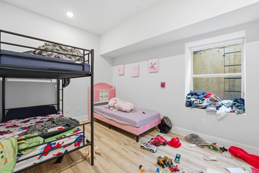 More Photos Of 121-127 W Cumberland St, Philadelphia Apartments For Sale