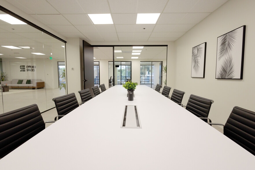 More Photos Of 1964 Westwood Blvd, Los Angeles Coworking Space
