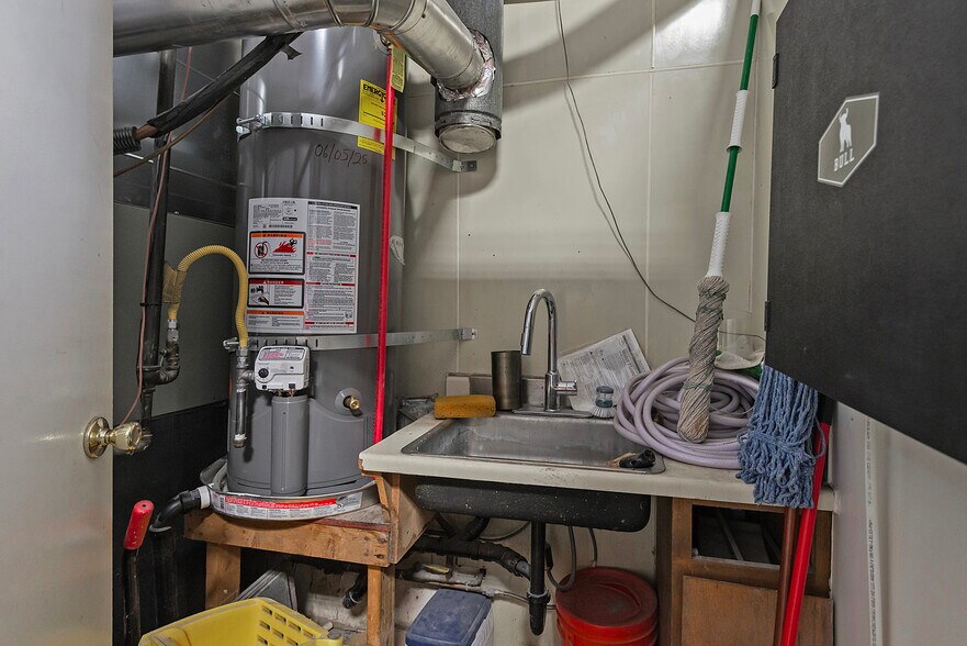 More Photos Of 3767 S Secord St, South Salt Lake Warehouse For Sale