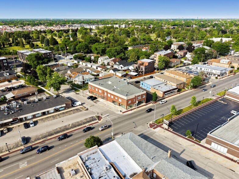 More Photos Of 8314-8324 W Grand Ave, River Grove Apartments For Sale