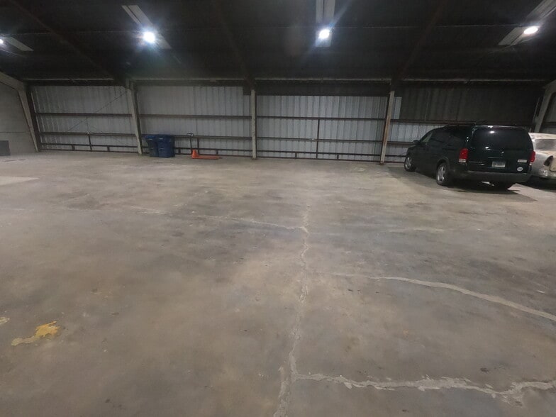 More Photos Of 109 S 11th Ave, Maywood Warehouse For Sale