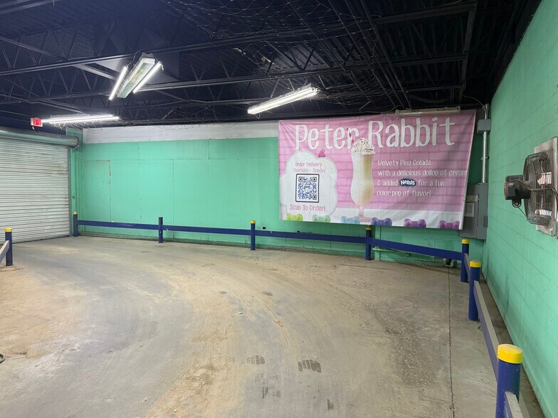 More Photos Of 1215 N Midkiff Rd, Midland Convenience Store For Sale