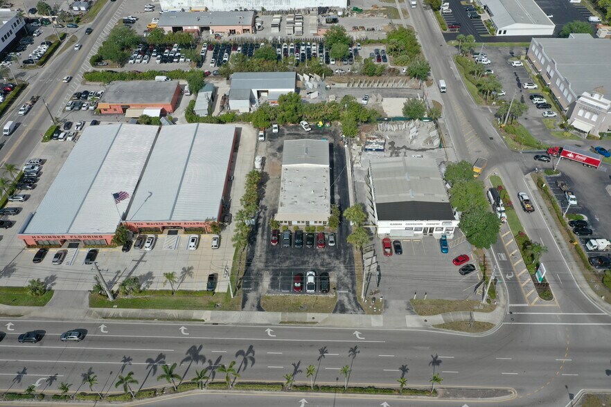 More Photos Of 6455 Airport Pulling Rd N, Naples Showroom For Sale