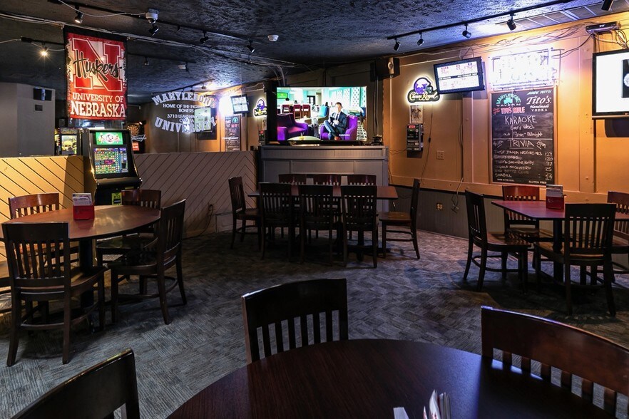 3710 Leavenworth St, Omaha, NE 68105 Bar For Sale